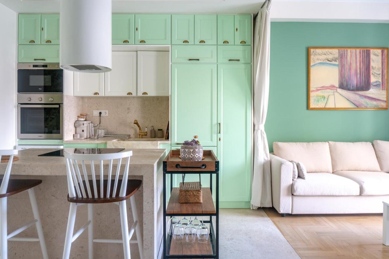 Apartament Tiffany's Luxury 2BR with Acropolis View Ateny Zewnętrze zdjęcie