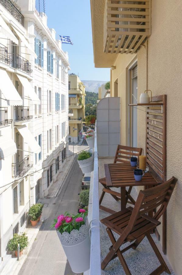 Apartament Tiffany's Luxury 2BR with Acropolis View Ateny Zewnętrze zdjęcie